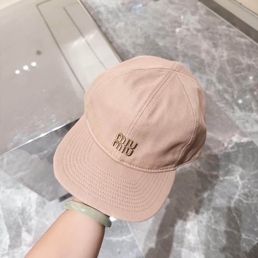 Miu Miu Caps